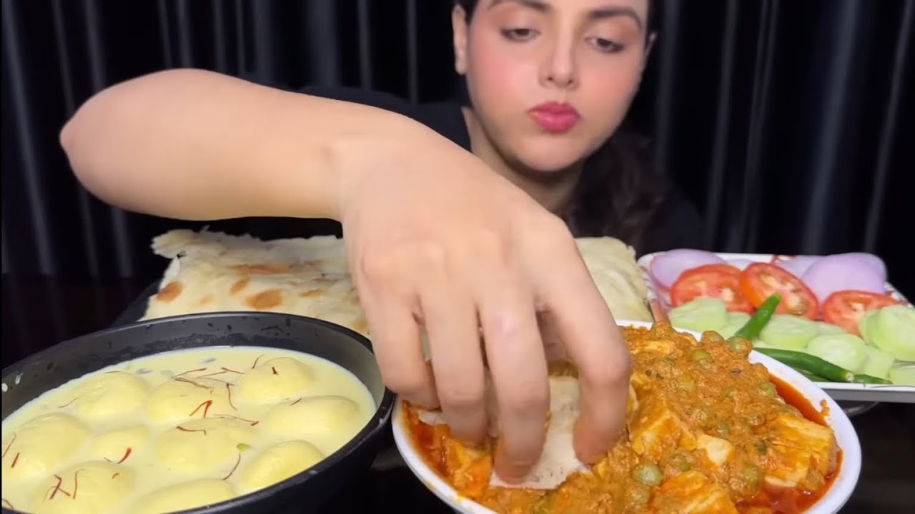 Butter garlic naan matar paneer with lots of salad mukbang 