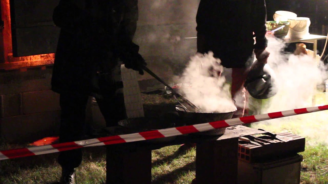 Raku Punk Sadirac 2014 Assiette et matiérage des pièces - YouTube