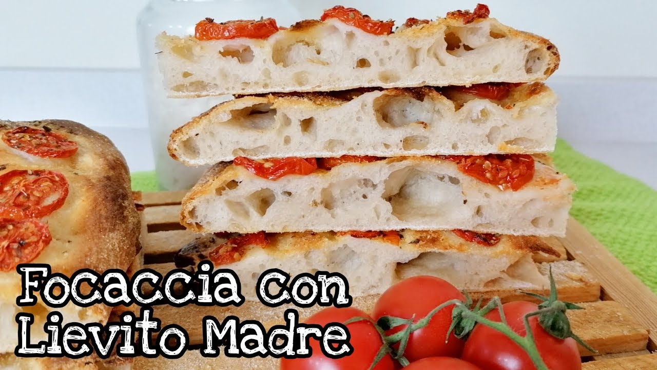 Focaccia con lievito madre e pomodorini, croccante leggera e alveolata