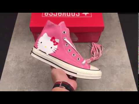 hello kitty converse pink