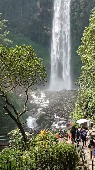 AIR TERJUN GROJOGAN SEWU, Tawangmangu #shorts #short #subscribe