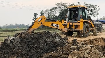 JCB Backhoe 3DX Machine Moving & Working on Difficult Place