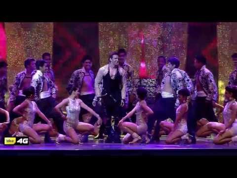 Hrithik Roshan Performance - IIFA 2016