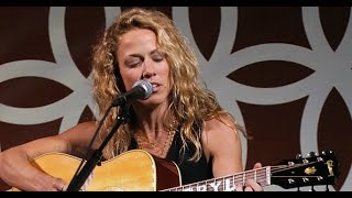 Sheryl Crow - "Be Myself": Associated Press featurette (11 April 2017)