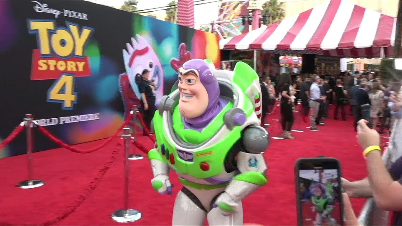 toy story 4 red carpet