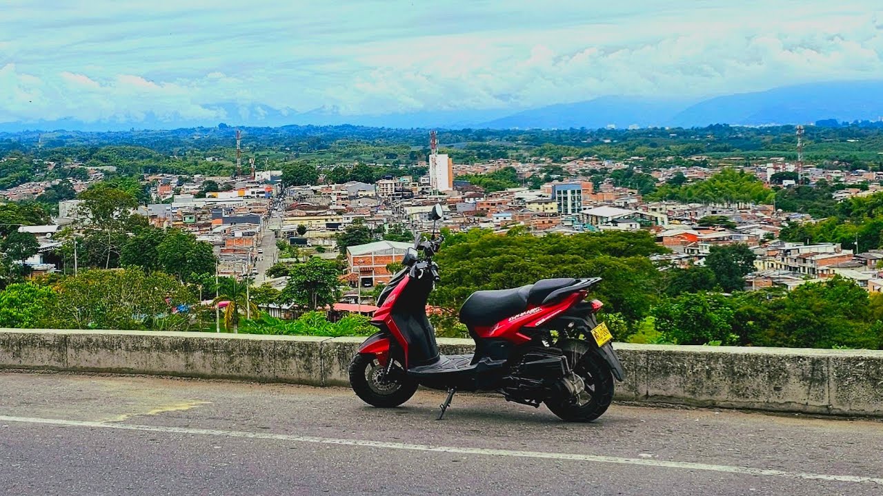 Viajando en mis cumple con la AKT Dynamic Pro/SYM Orbit 125 casi 300 km - ¿Ha tenido alguna falla?