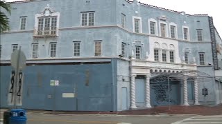 Coconut Grove Playhouse ready for repair or wrecking ball?