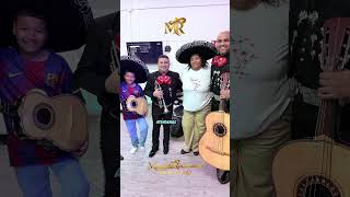 ¿Rancheras en directo y temazos asegurados? 🎺🇲🇽 #mariachirincon #MariachisEnMadrid