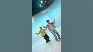 동감독님 저희 잘 나오는거 맞죠?!😎  #신동 #SHINDONG #슈퍼주니어 #SUPERJUNIOR