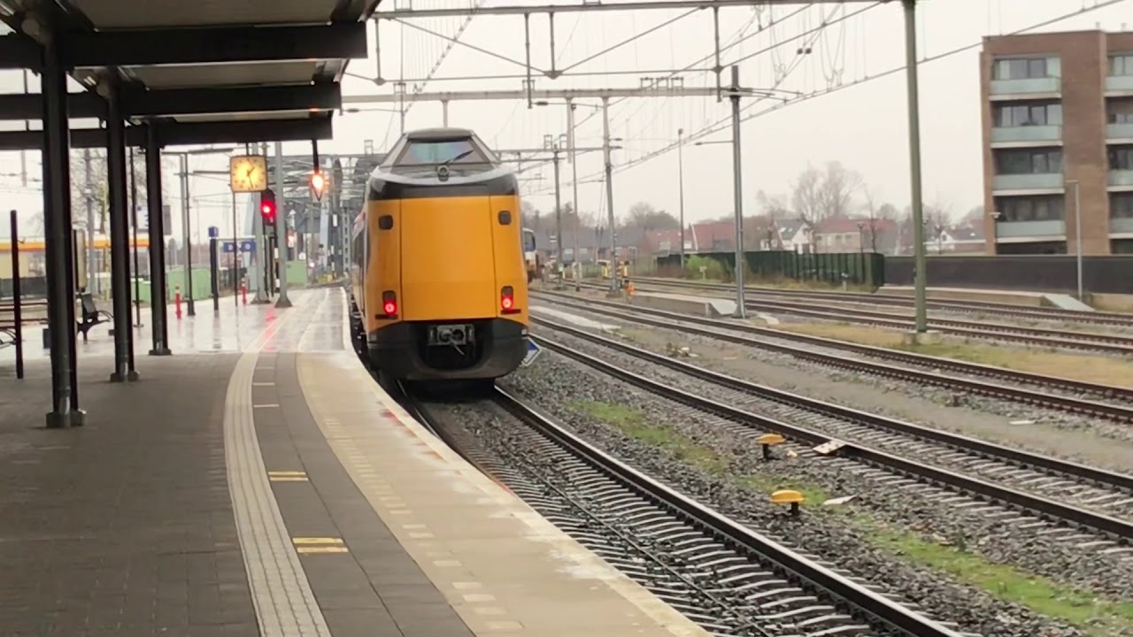 Treinen op Station Zutphen