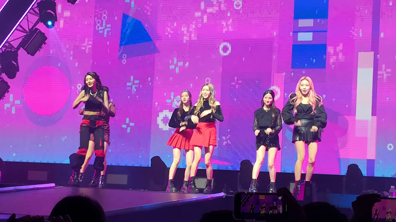 [FANCAM] 191110 Momoland JJang! Koong! Kwang!(짠쿵쾅)  @Kamp2019