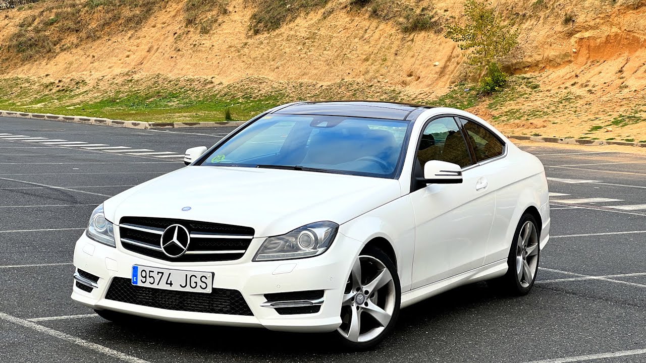 This C-Class Coupe disappoints some, not me - 2015 Mercedes Benz C220 CDI  Coupe W204 C204 Review 