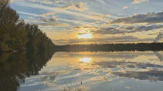 1 Hour of a Relaxing Sunset at the Lake