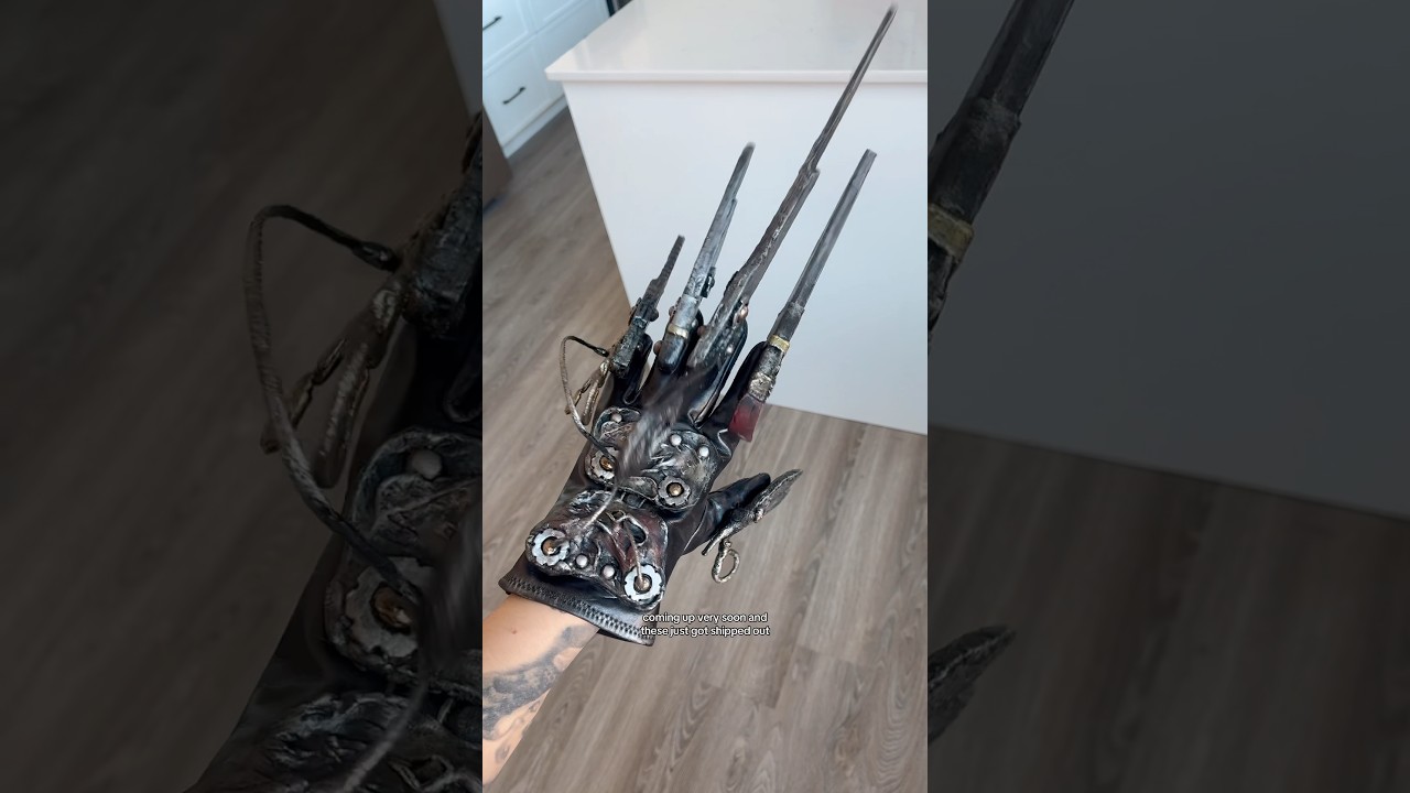 Another guess who for costume!! 🫢 #cosplay #costume #cosplayer #edwardscissorhands #timburton