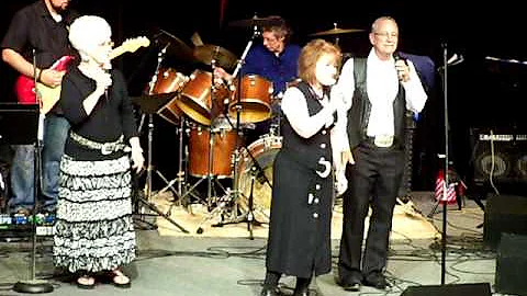 Texasville Opry Connie Replogle Smithee and The Re...