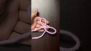 Learn to tie Crochet Bow knot #shorts #youtubeshort #crochetbow #Bow #yarncraft #viral #trending #yt