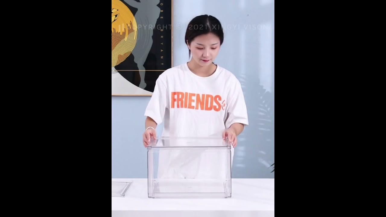 Sneakerview shoe box installation demonstration