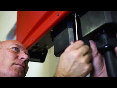 Installation video REFUsol 40K solar inverter - video from REFU