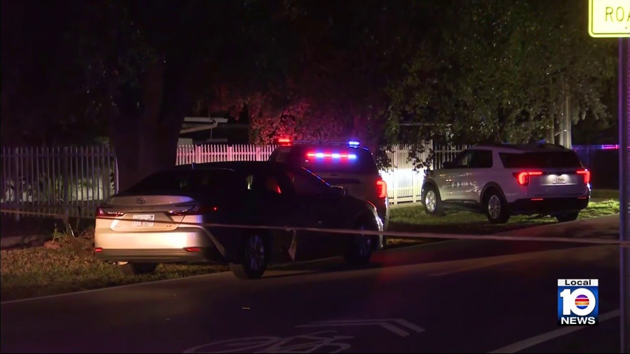 Miami Gardens shooting leaves 2 dead, 1 injured - YouTube