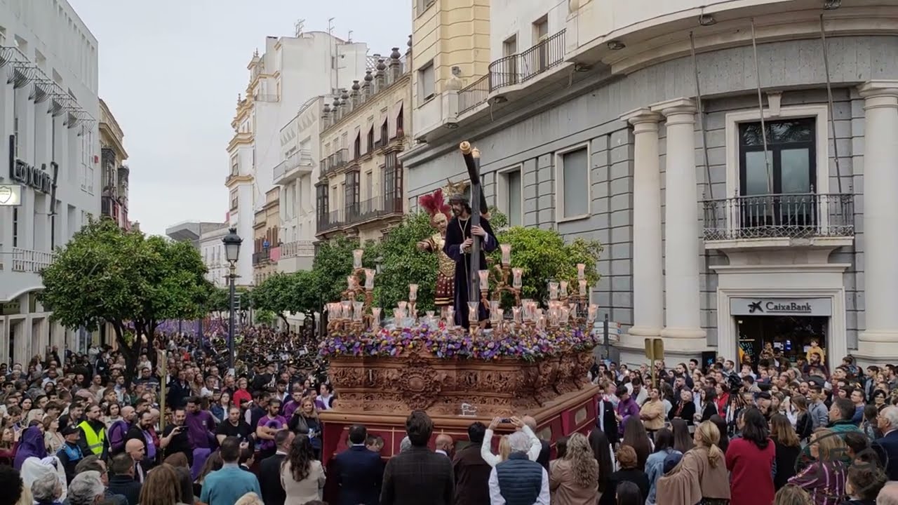 Nuestro Padre Jesús de la Salud por la Plaza del Arenal Jerez de la Frontera 2023