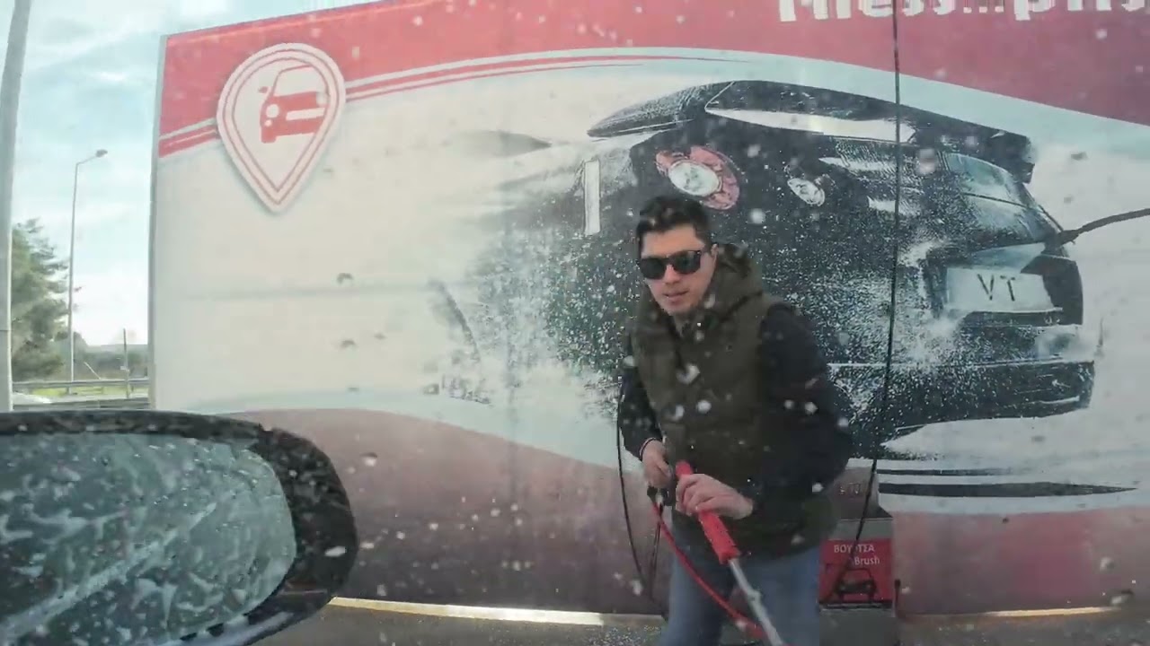 Βόλτα και πλύσιμο αυτοκινήτου με παρέα την Σωτηρία μου!! 