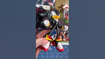 JAKKS PACIFIC SHADOW THE HEDGEHOG COLLECTORS EDITON FIGURE IS HERE!!! #sonicthehedgehog #sonicmovie3