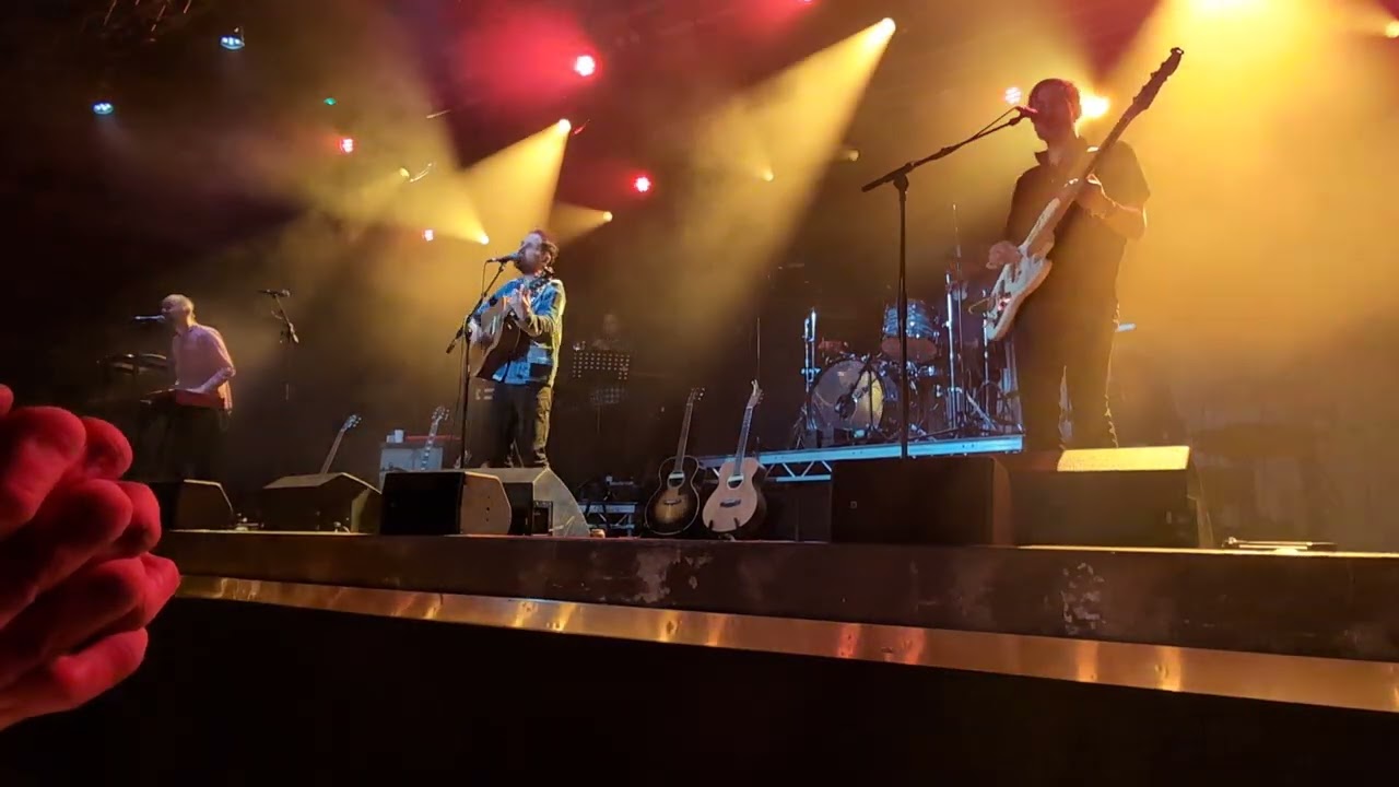 Stornoway - Zorbing ( live at New Century Hall Manchester 20th March 2025 gig)