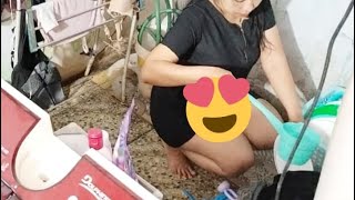 Temani bunda  mencuci piring