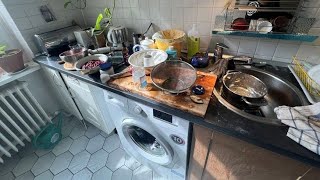 عش ما شئت فانك ميت. وأحبب ما شئت فانك مفارقه.و أعمل ما شئت فإنك مجزى به