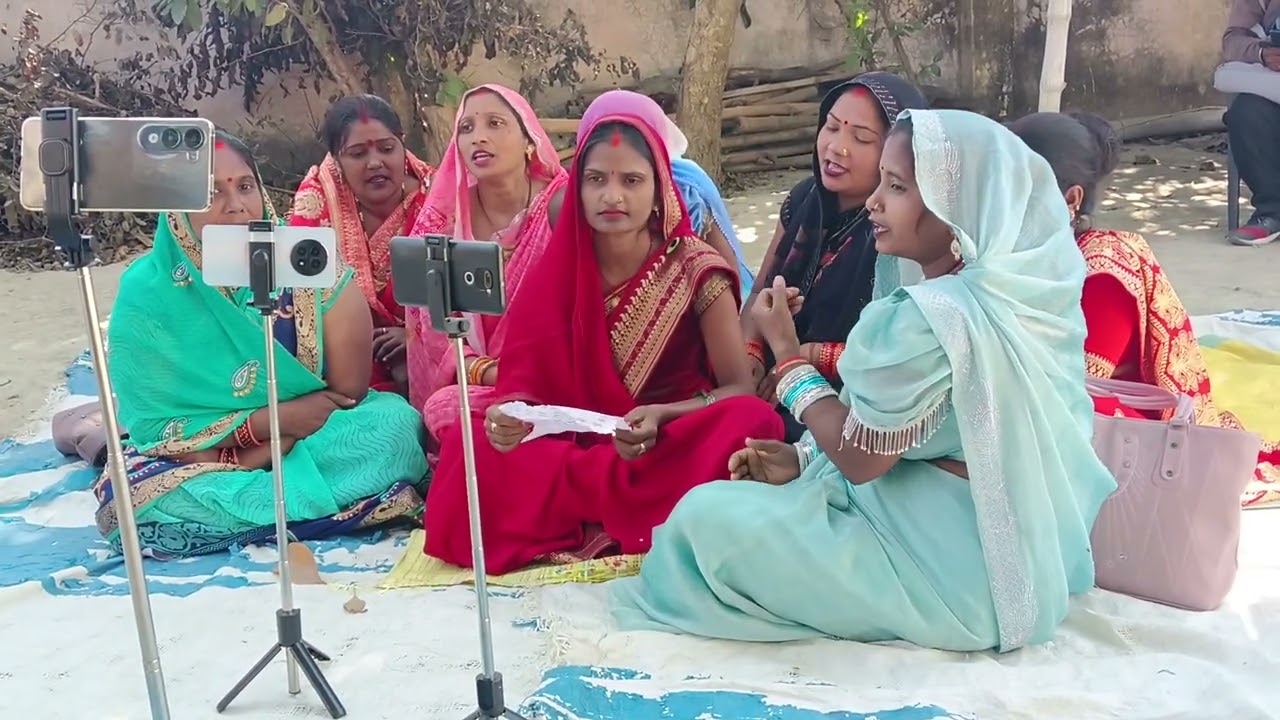 बहुत ही प्यारा गीत चुटकुला नाच गीत आपलोग सुनिए कैसा लगे कमेंट लाइक सब्सक्राइब शेयर करें जरूर 🙏 