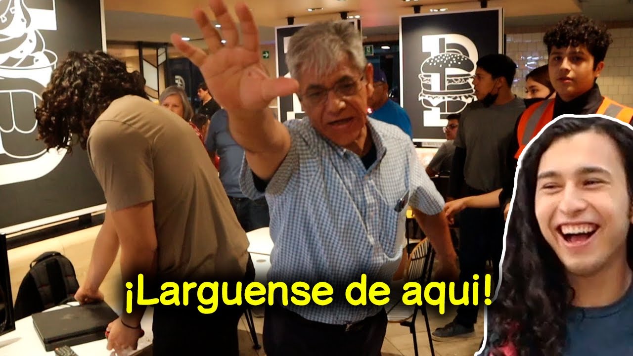 Jugando Videojuegos en un McDonalds *me atacan* (Me tiraron el video)