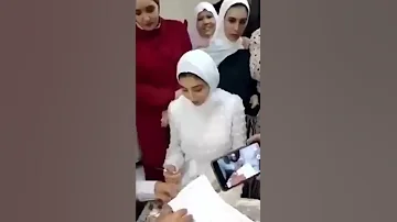 كتبو كتابك يا نقاوه عيني وجه اليوم اللي تبقي فيه حلالي 