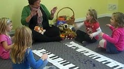 Preschool Music Class Fun â€" KiddyKeys  - Durasi: 3:57. 