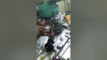 Assembly of Bi-directional tool turret