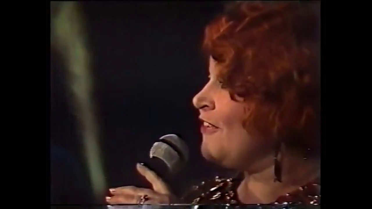 Violeta Tomovska & Makedonski merak - Aj zasvirete mladi momcinja (Folk hit 1990)