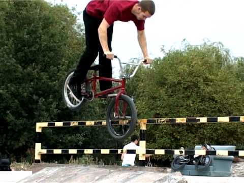 Seventies BMX - Ben Basford / The Site