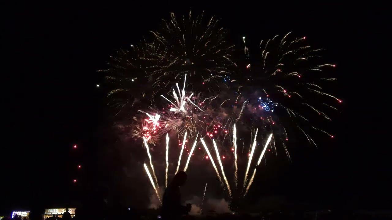 Cambridge Fireworks Hatfield House Firework Champions 2022. YouTube