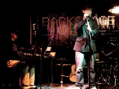Clement Lo featuring Backstagers (1984)