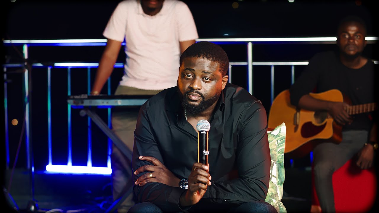 Chante à mes côtés avec le Frère Fiston MBUYI