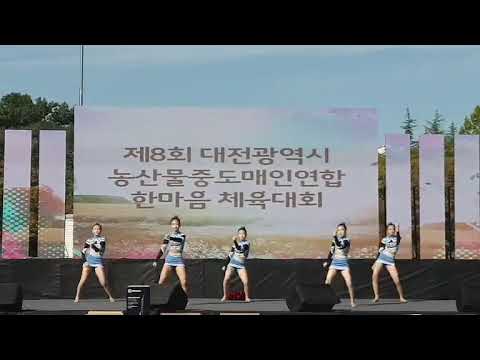 10/13   SM LUCY 댄스&치어 공연