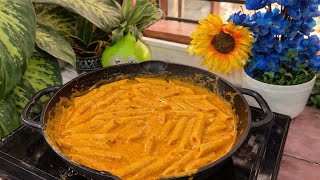 Jab shaam ko super duper creamy pasta khane ka man kare toh banao yeh Penne creamy pasta