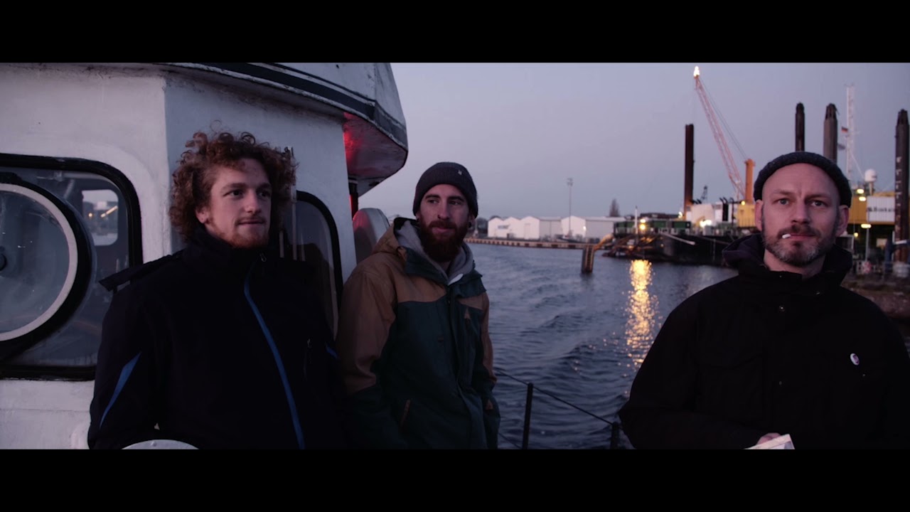 Watch Blaufuchs - Mauern (Official Video) - Aggressive Punk Produktionen on YouTube Watch Blaufuchs - Mauern (Official Video) - Aggressive Punk Produktionen on YouTube