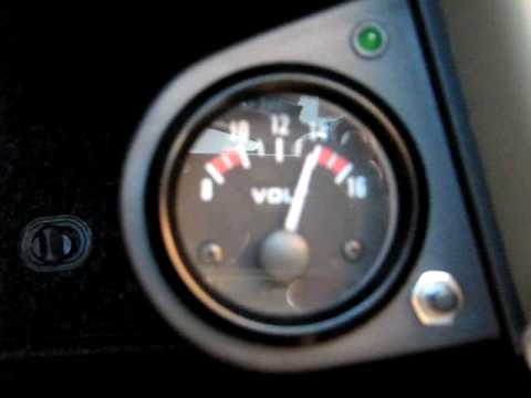 Voltmetro auto - Car voltmeter 