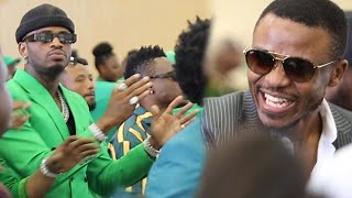 DIAMOND ALIVYOCHEZA WIMBO WA ALIKIBA KWENYE MKUTANO MKUU WA CCM DODOMA