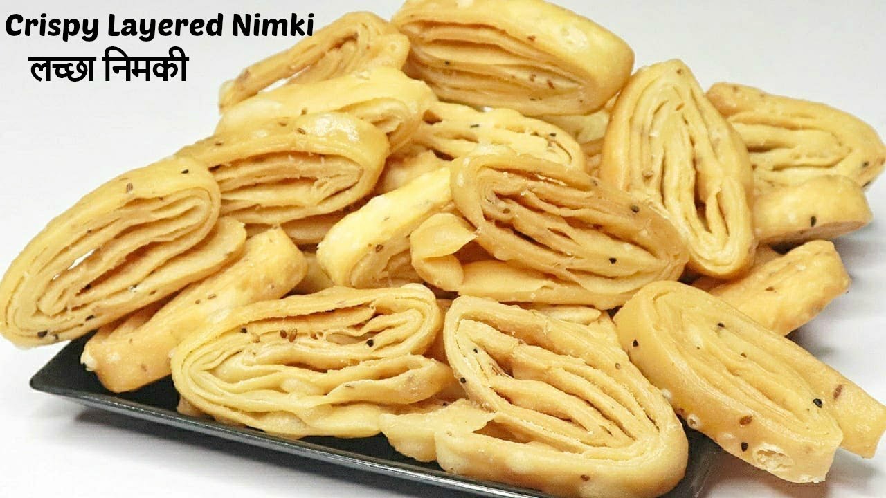 बेहद आसान और खस्ता नमकपारे बनाये,महीने भर खाये-Layered Nimki Recipe/Crispy  Namak pare/Mathri Recipes - YouTube