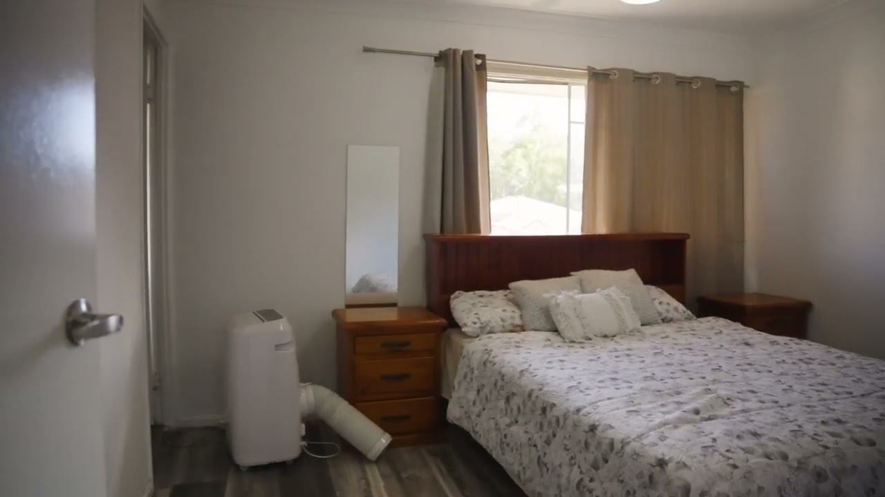 9 / 10 Lawrence Close, Robertson | Townhouse Tour | Chris Gilmour