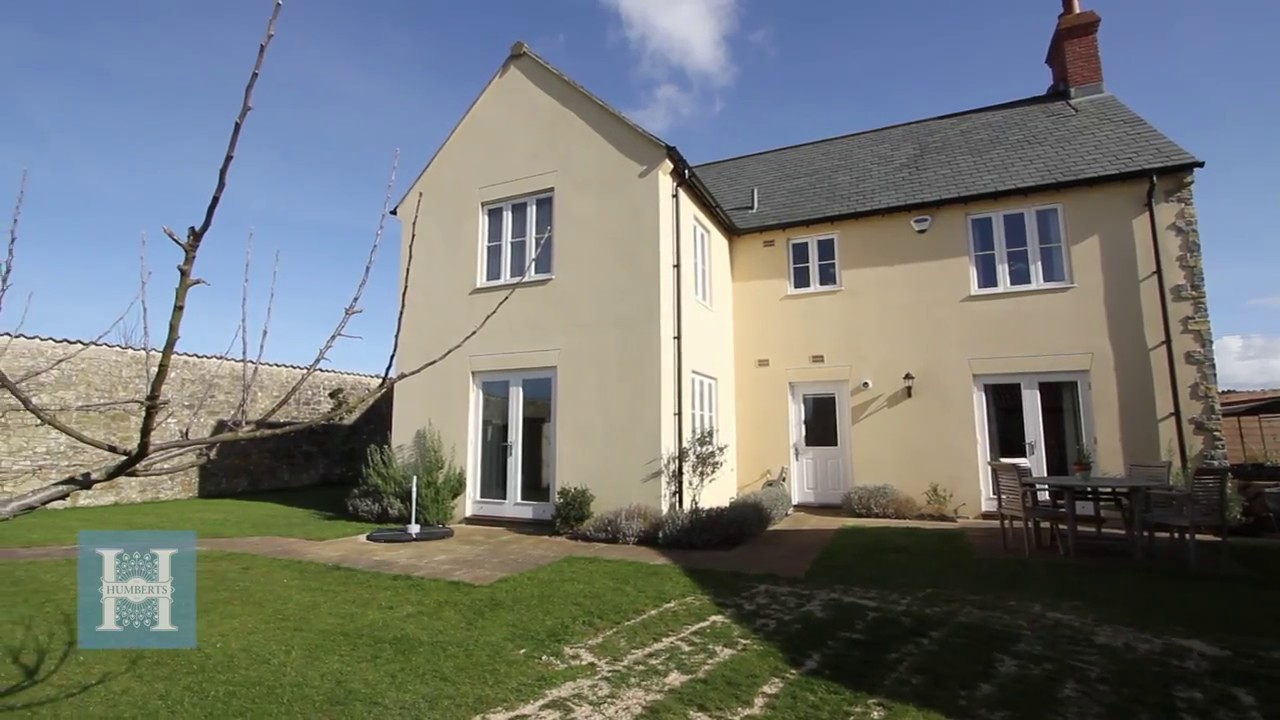 21 Iris Way, Langport