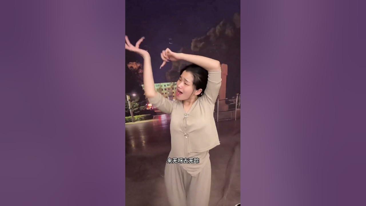 Fengbao Finger Dance of Chinese Song Love Gone Like the Wind