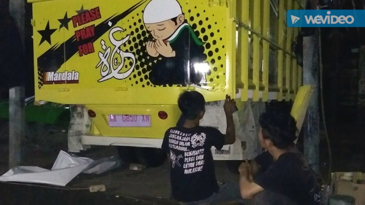 Pasang Stiker Bak Truk Karoseri Perkasa Indah Youtube