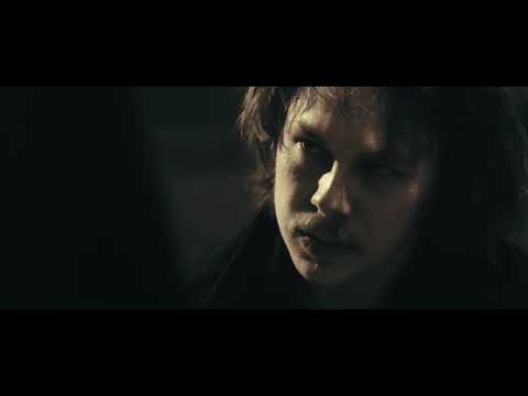 Pystyyn Kuolleet Hipit - Domina
